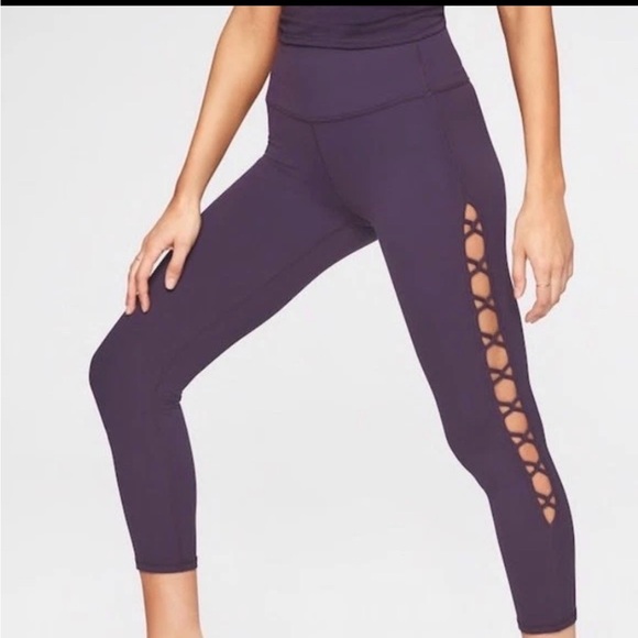 Athleta Pants - Athleta Purple Shiva 7/8 Cut Out Tight Leggings  size XXS EUC